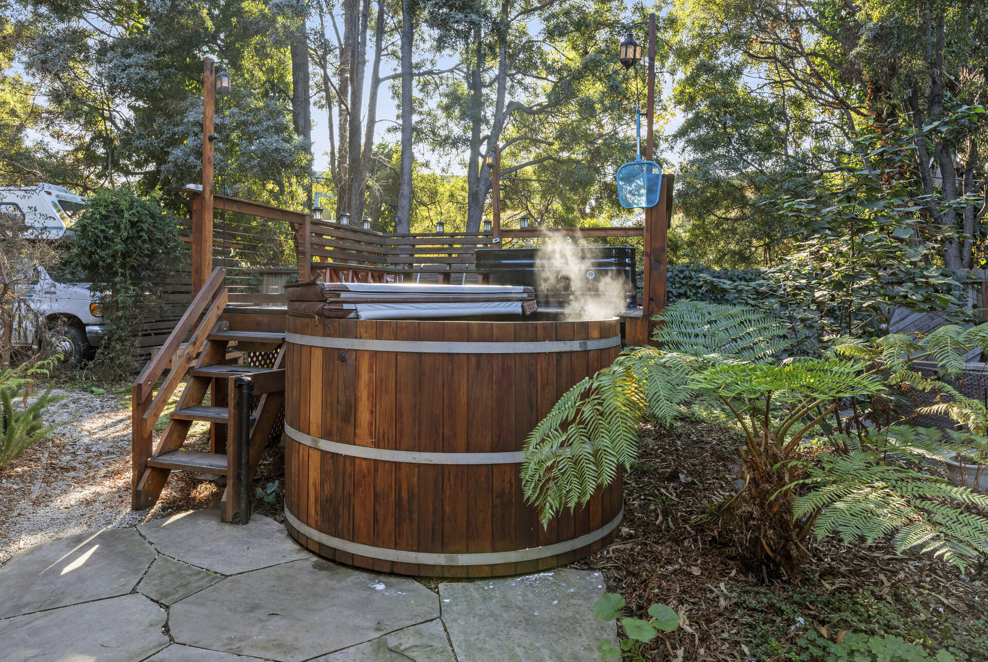 Cedar hot tub
